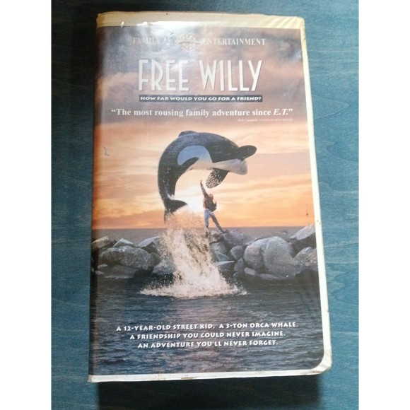 Free Willy VHS - Picture 1 of 3